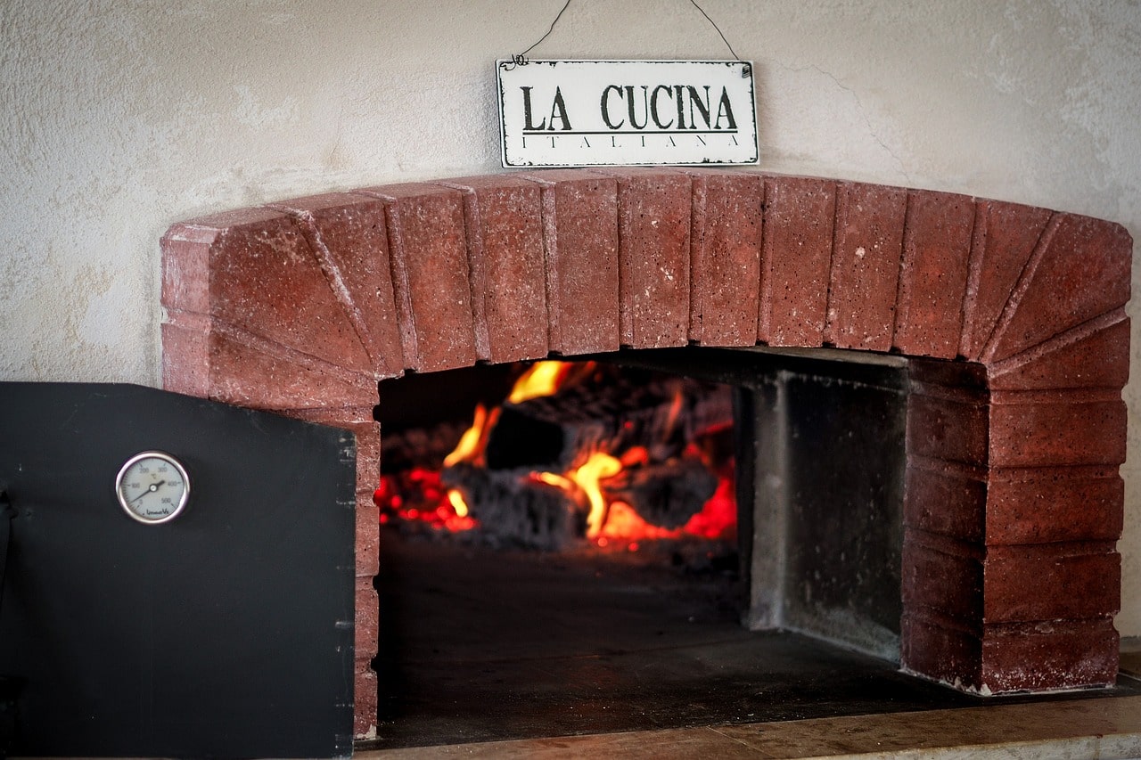 High-Quality Pizza Ovens and Grills Available in Middleton, MA Premium Pizza Ovens and Grills in Middleton, Massachusetts